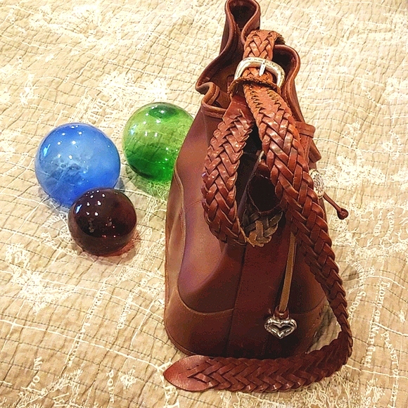 💖H.P. 💕Brighton Clasic Saddle Leather Bucket Bag - Picture 7 of 7